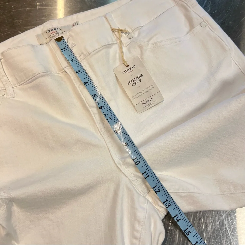 Torrid Cropped Jegging - Picture 5 of 6